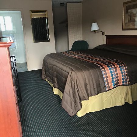 غادسدن Redwood Inn المظهر الخارجي الصورة