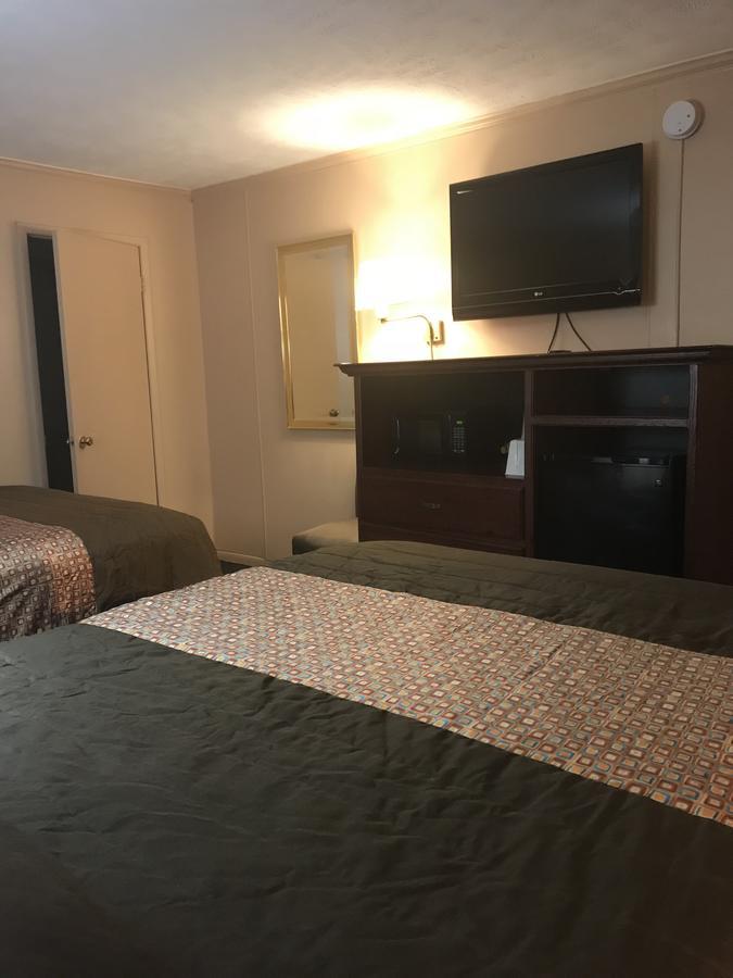 غادسدن Redwood Inn المظهر الخارجي الصورة