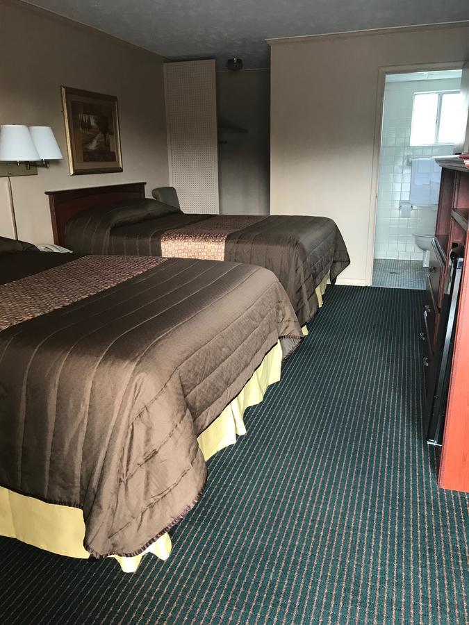 غادسدن Redwood Inn المظهر الخارجي الصورة