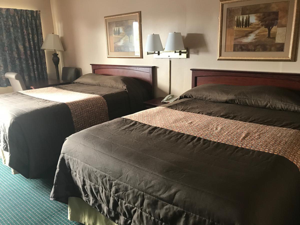 غادسدن Redwood Inn المظهر الخارجي الصورة
